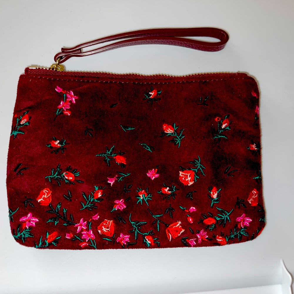Floral wristlet.